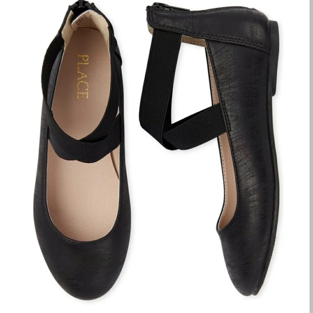 BLACK DRESS SHOES WITH CRISS CROSS STRAPS